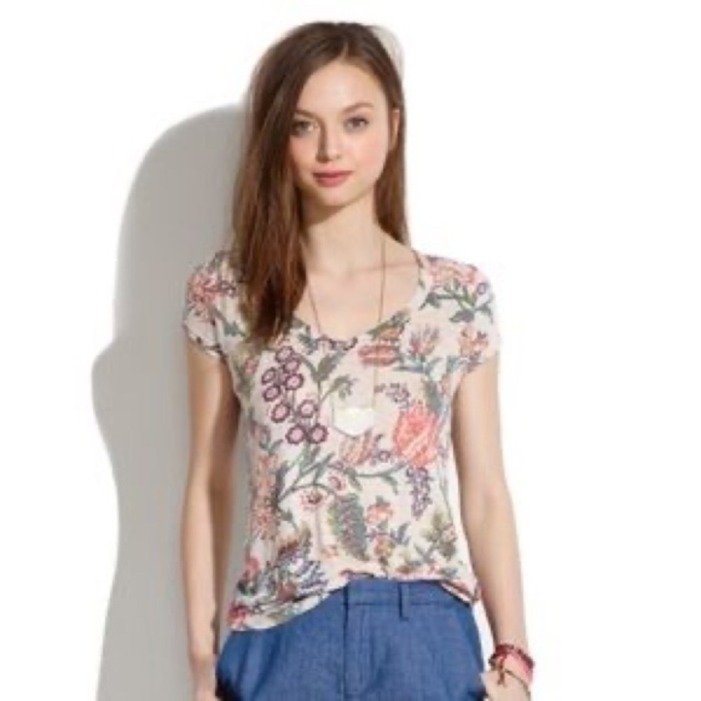 Madewell Linen V-Neck Tee in Garden Vine